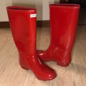 Red HUNTER huntress Rain boots size 9 women